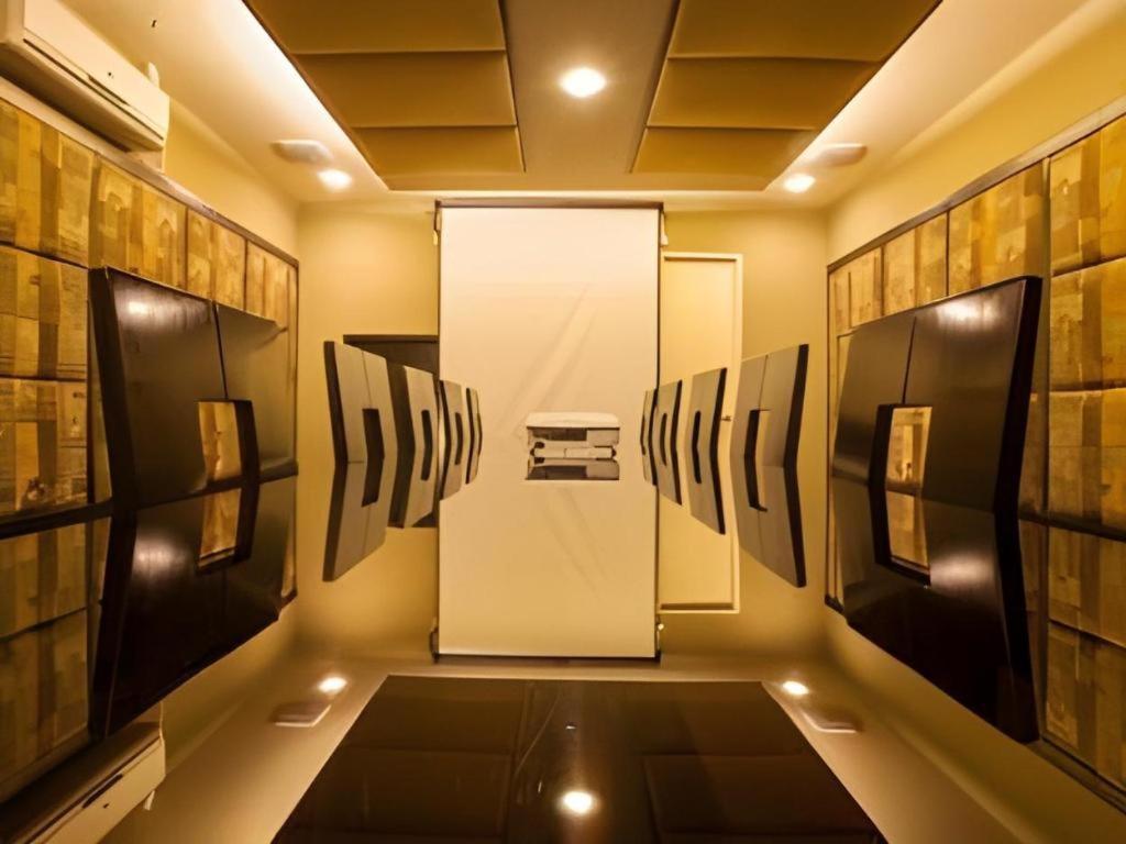 L Square Hotel Tarlac City Dış mekan fotoğraf
